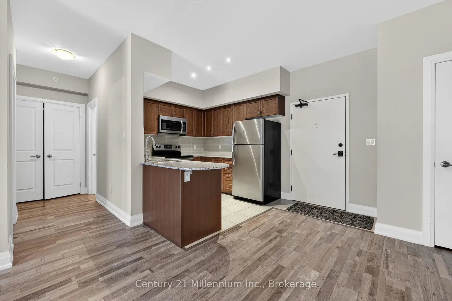 Additional image 9 of 157 Wellington Street 109