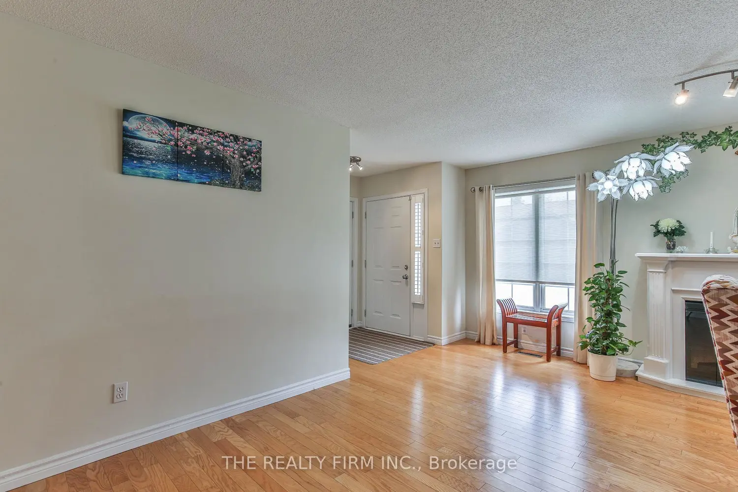 Additional image 5 of 100 Stroud Crescent 11