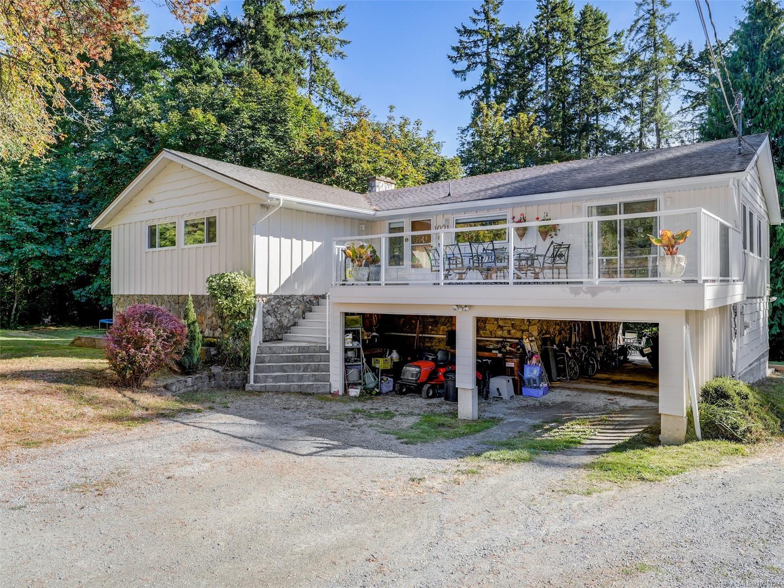 1021 Tatlow Road, North Saanich, BC, V8L 5P3