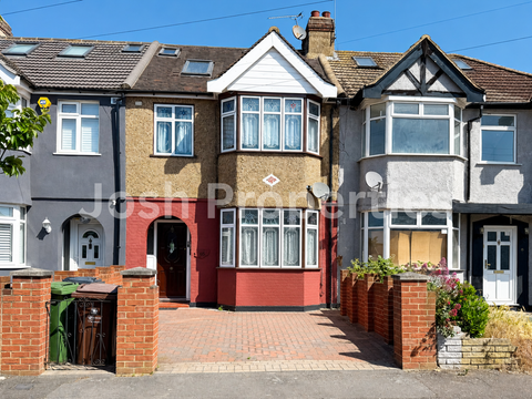 Pemberton Gardens, Chadwell Heath RM6
