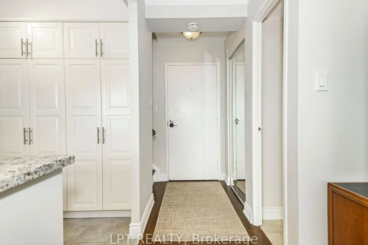 Additional image 16 of 1300 Marlborough Court 534