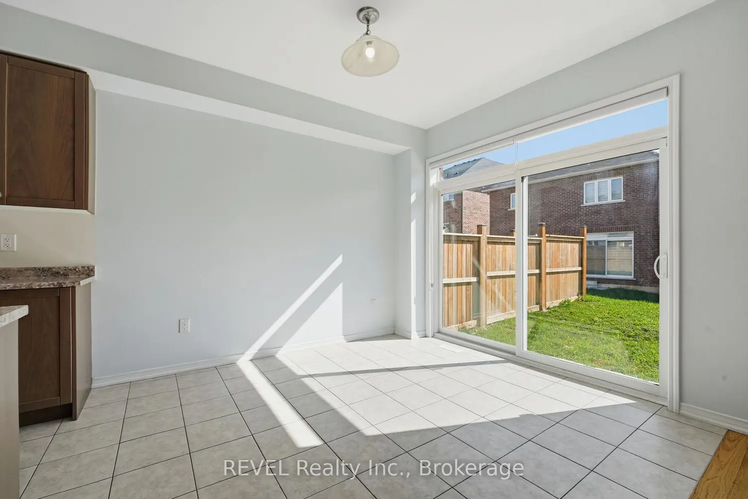 Additional image 6 of 67 Esther Crescent