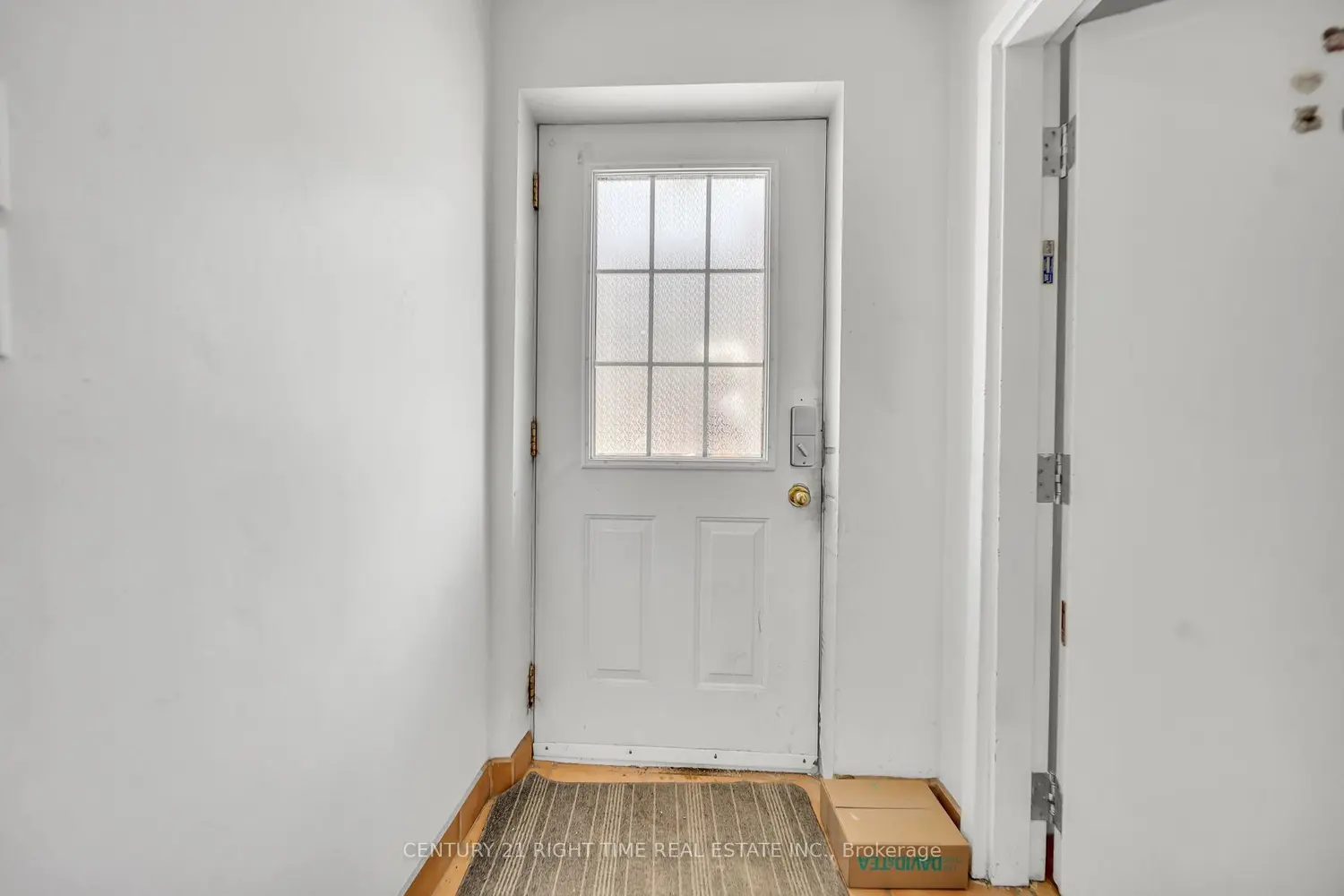 24 Columbia Street photo 4