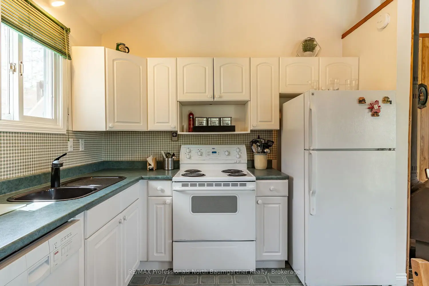 1053 Mink Road photo 5