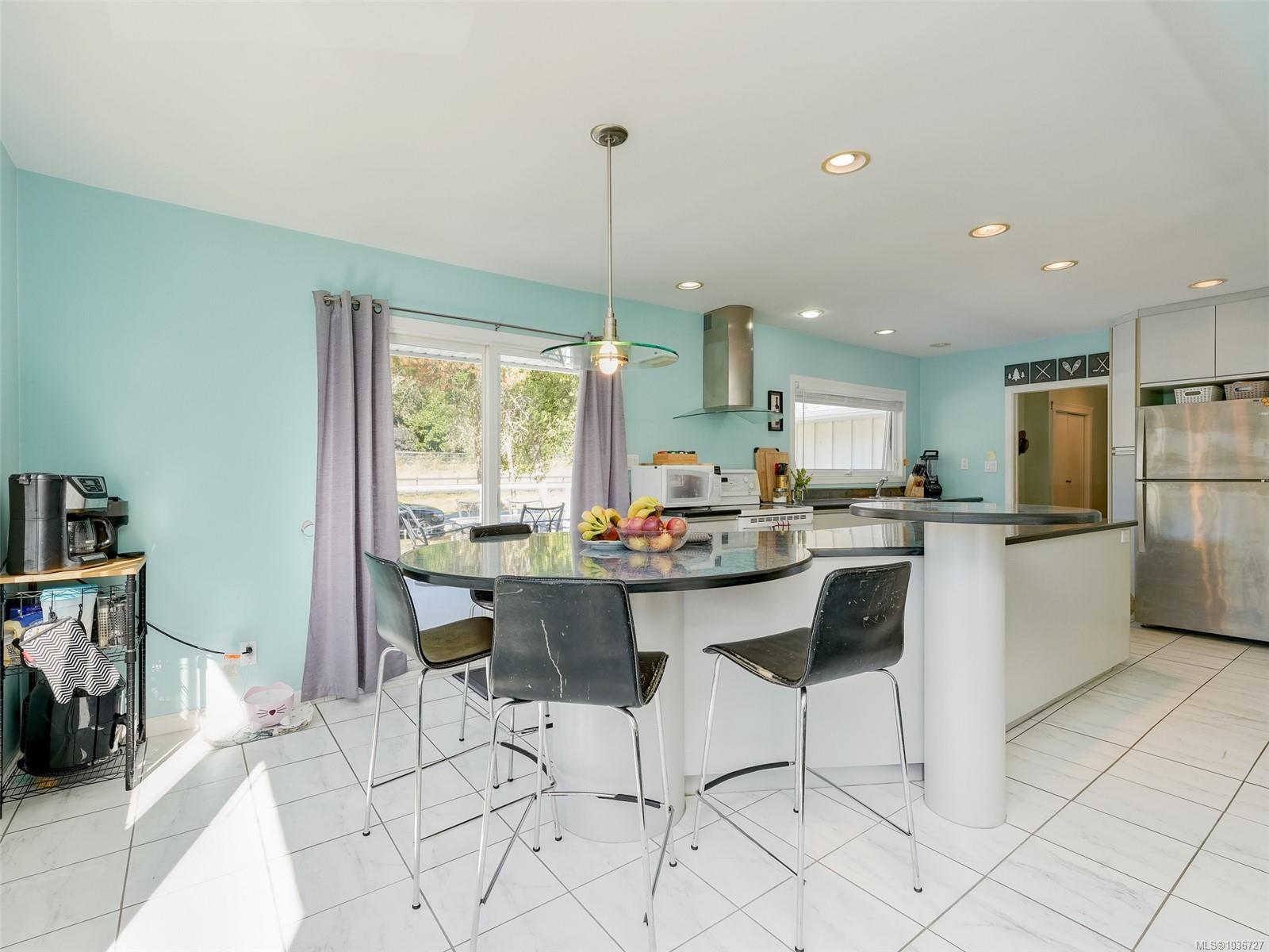 Additional image 3 of 1021 Tatlow Road, North Saanich, BC, V8L 5P3
