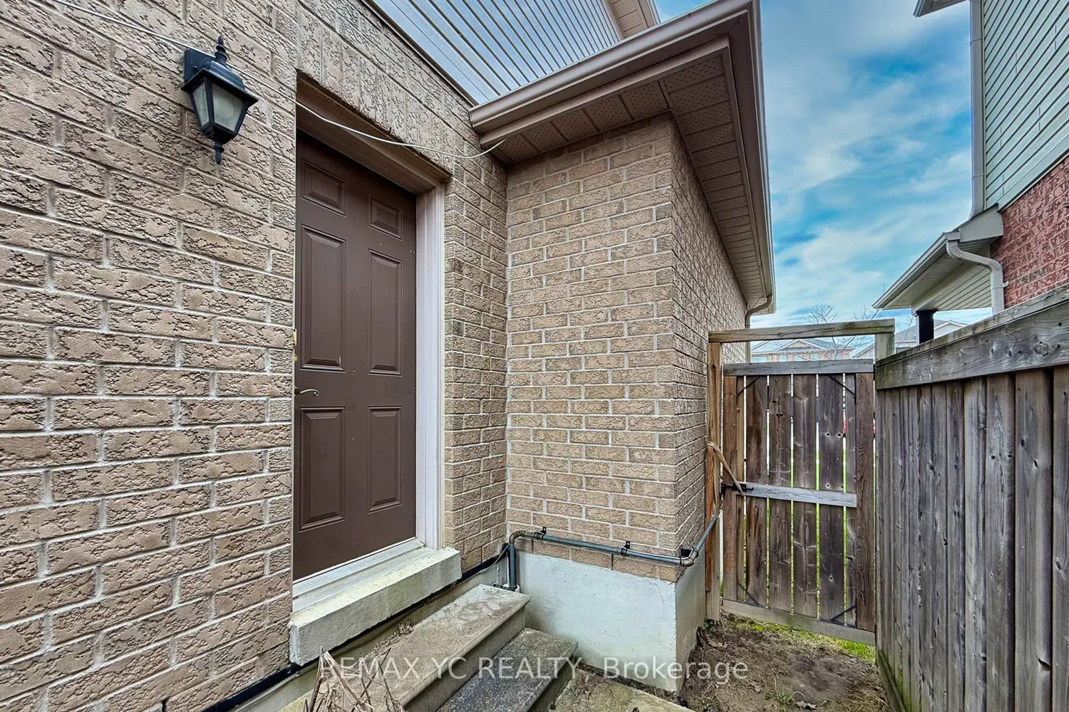 Additional image 19 of 47 Mcmulkin Street