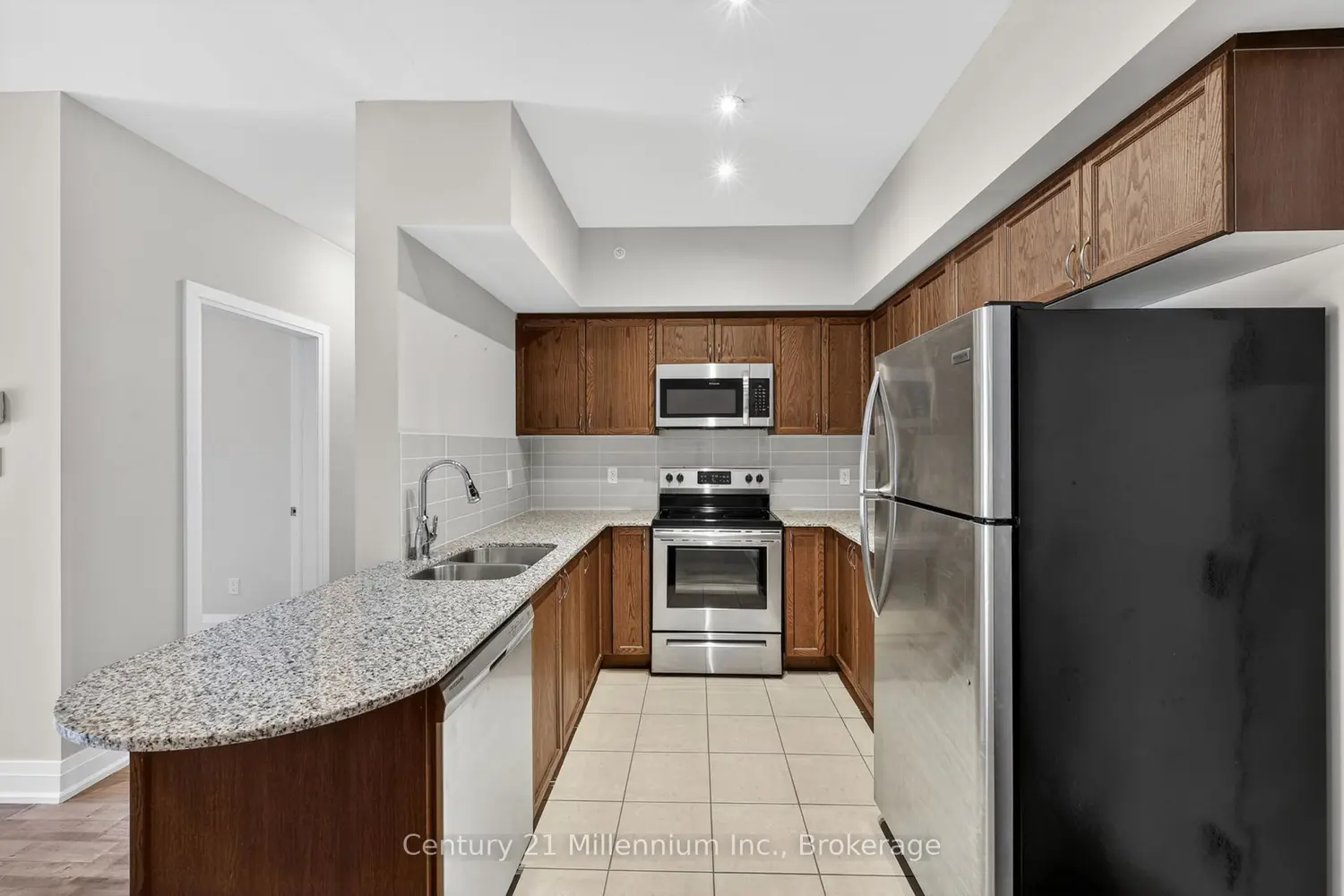 Additional image 11 of 157 Wellington Street 109