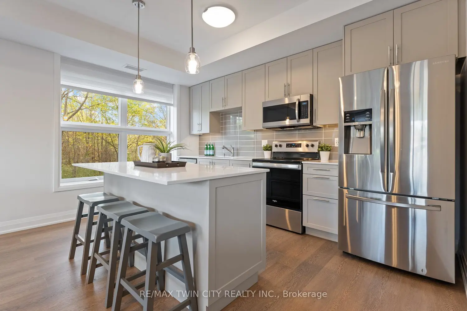 Additional image 5 of 88 Gibson Street 209