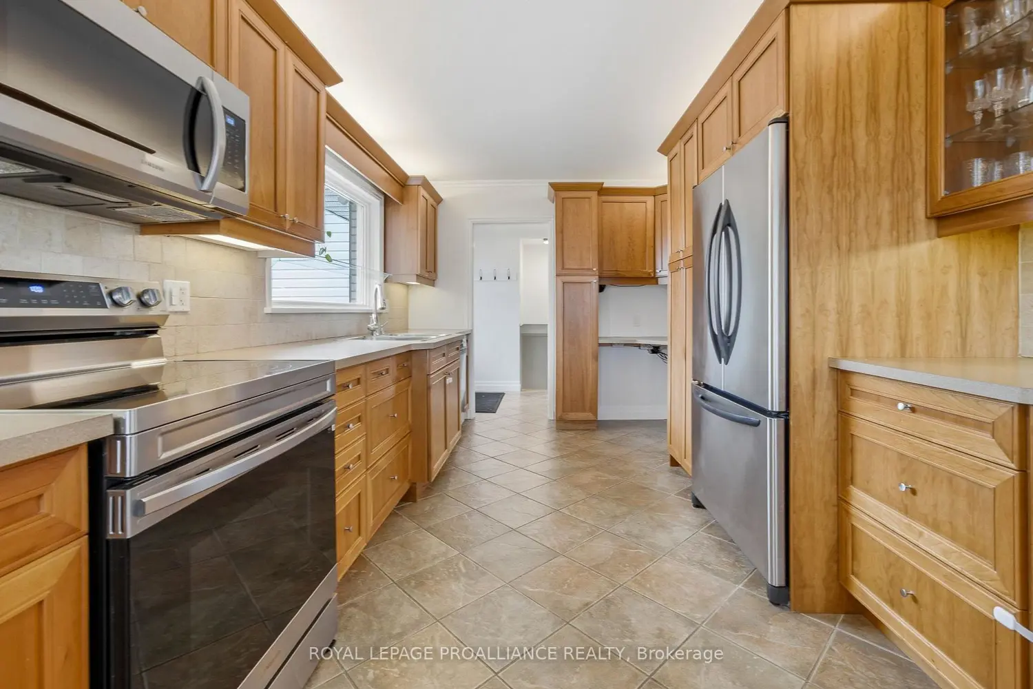 25 Southwood Crescent photo 5