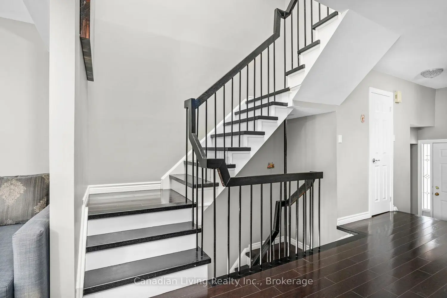 Additional image 3 of 55 English Ivyway Way