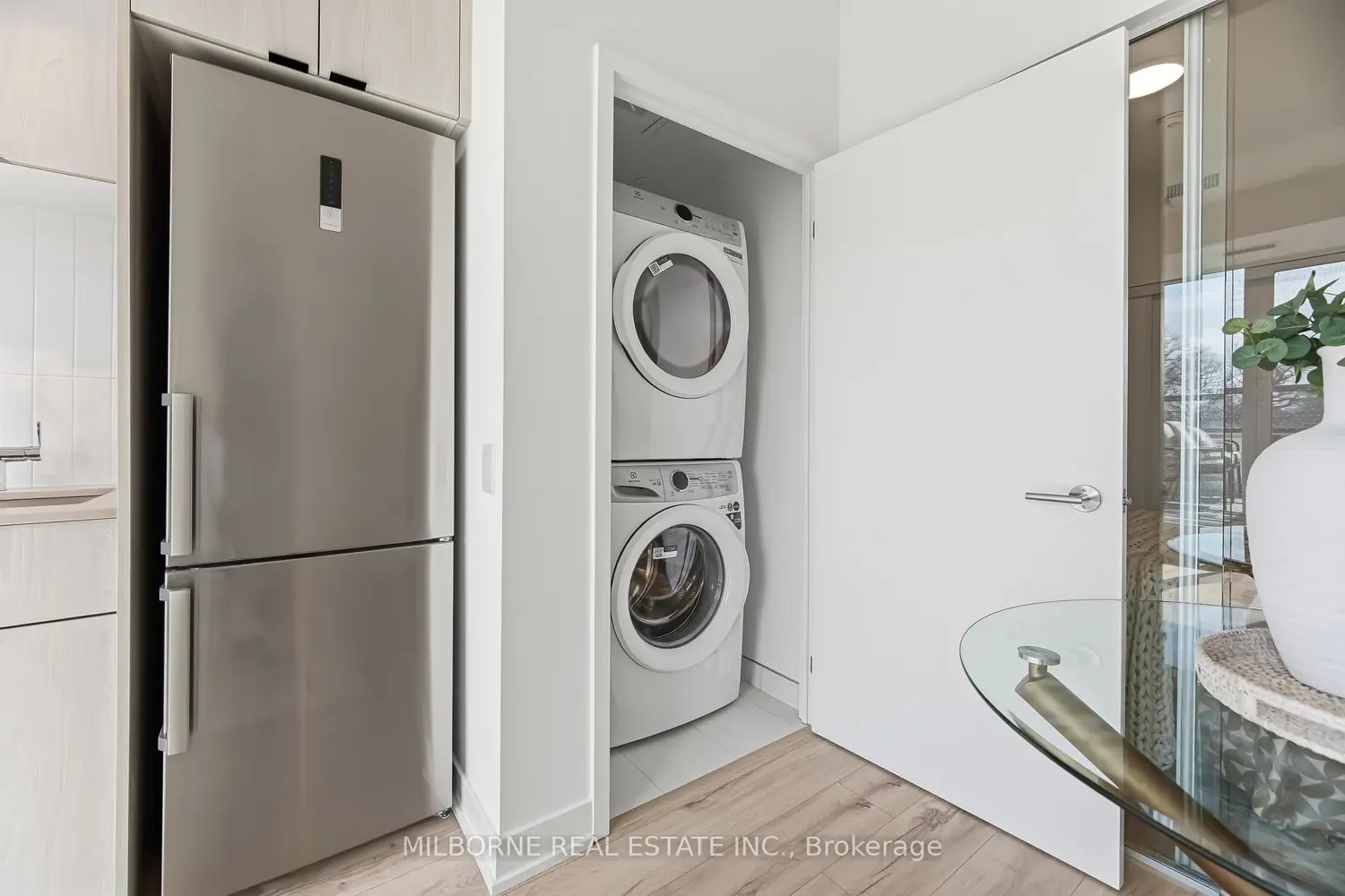 Additional image 7 of 1660 Bloor Street 708