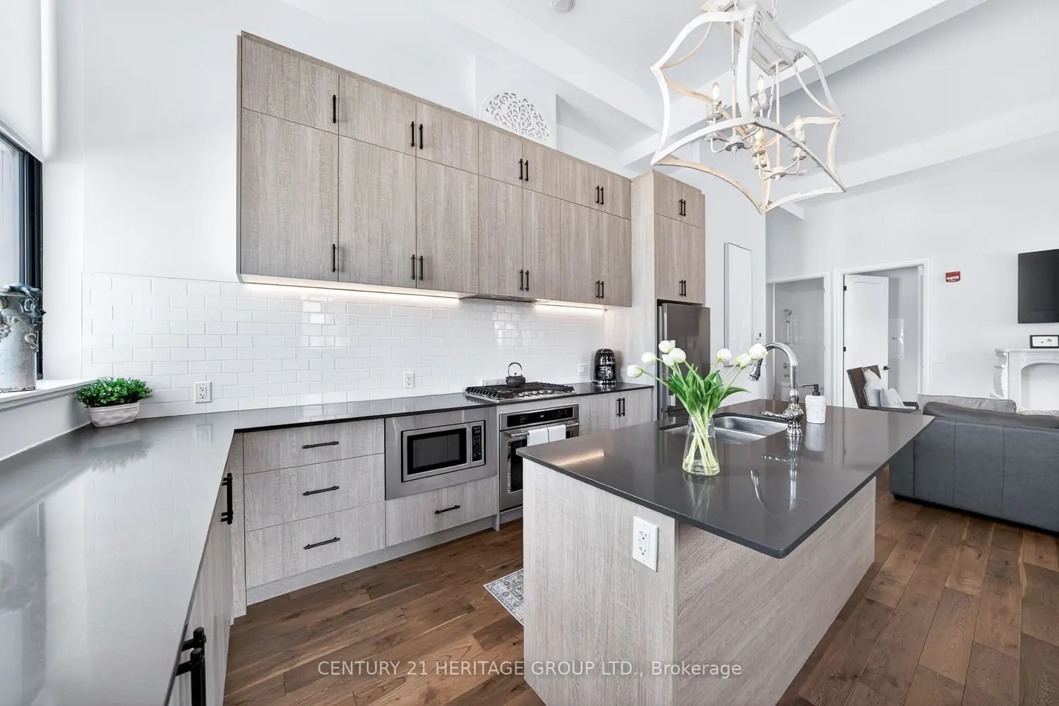 Additional image 7 of 400 Park Avenue 304