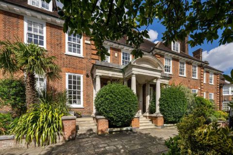 Greenaway Gardens NW3