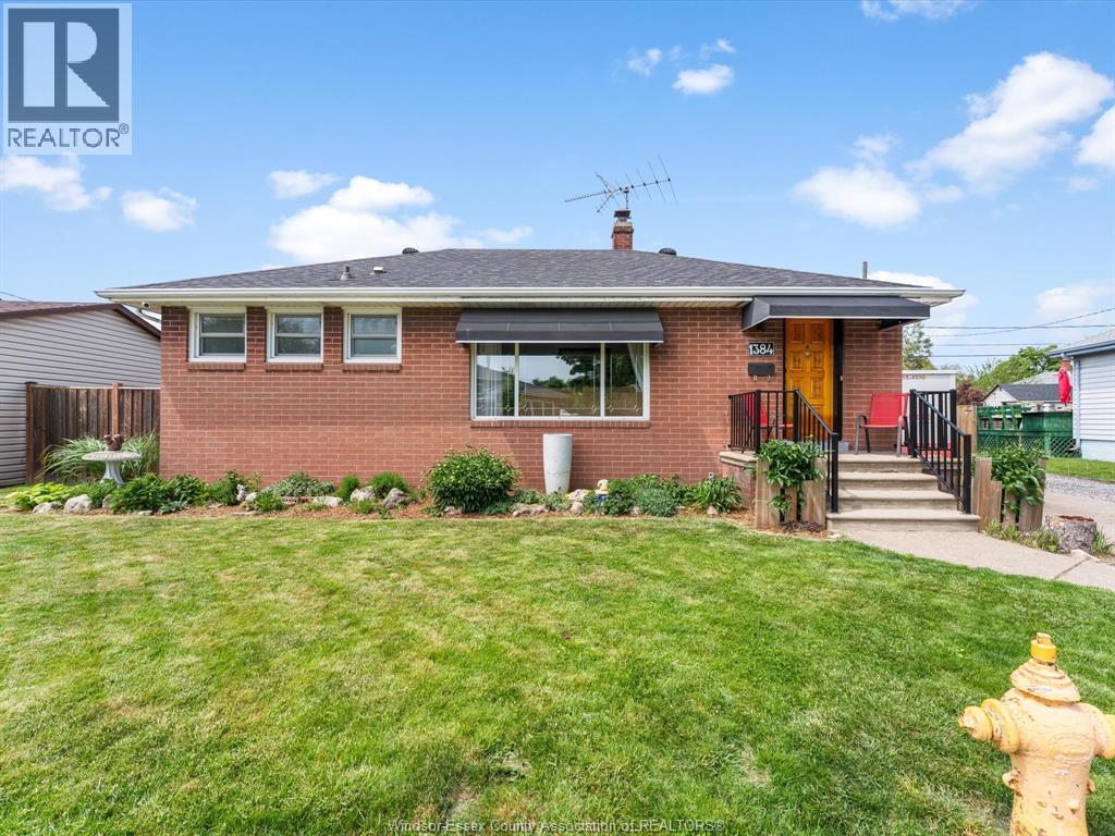 1384 Granville Crescent, Windsor, ON, N9C3N8
