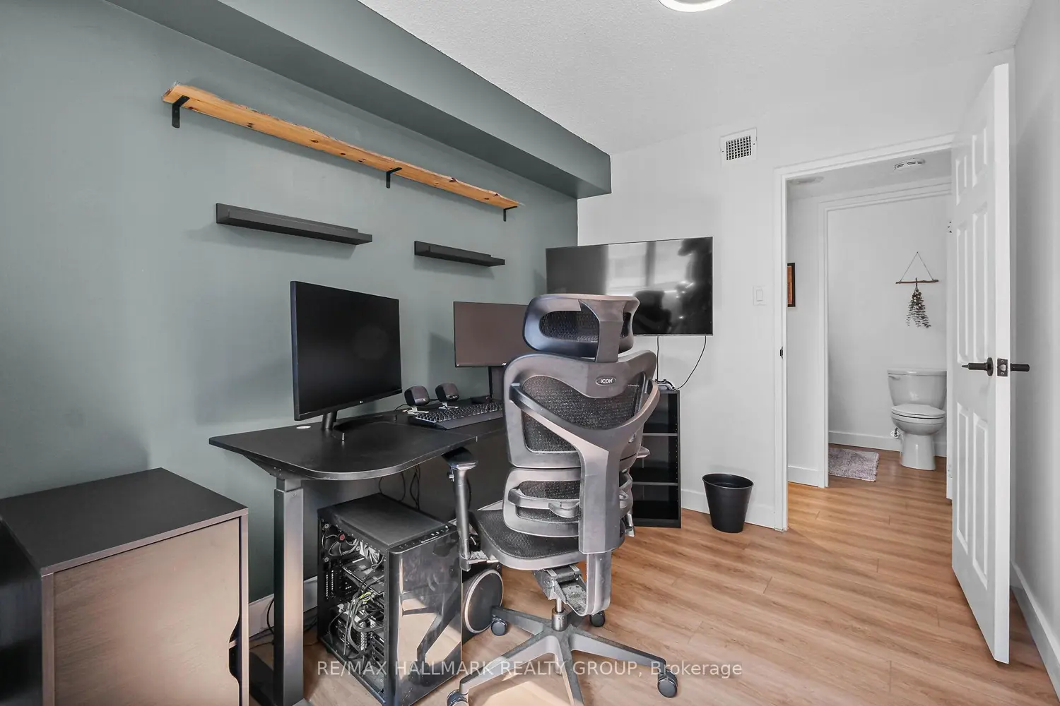 Additional image 11 of 199 Kent Street 604