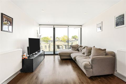 Acer Road, London E8