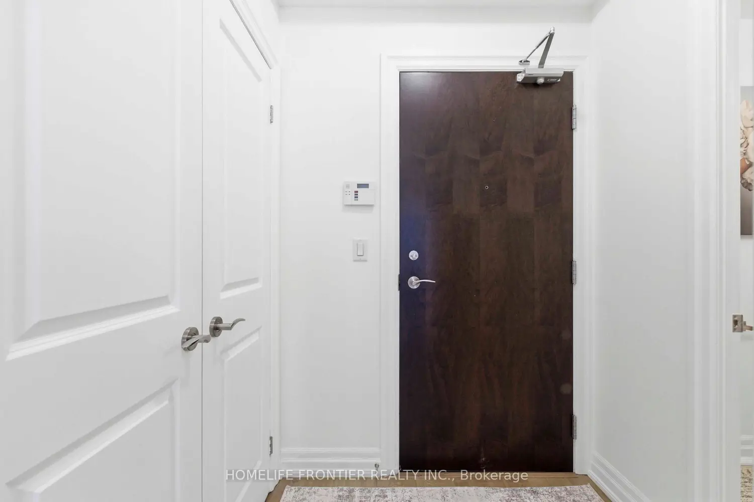 180 John West Way 209 photo 4