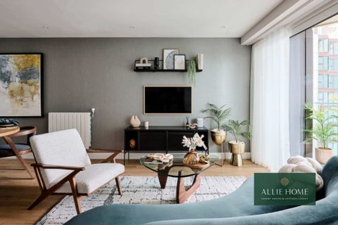 Southlake Road, London SE28