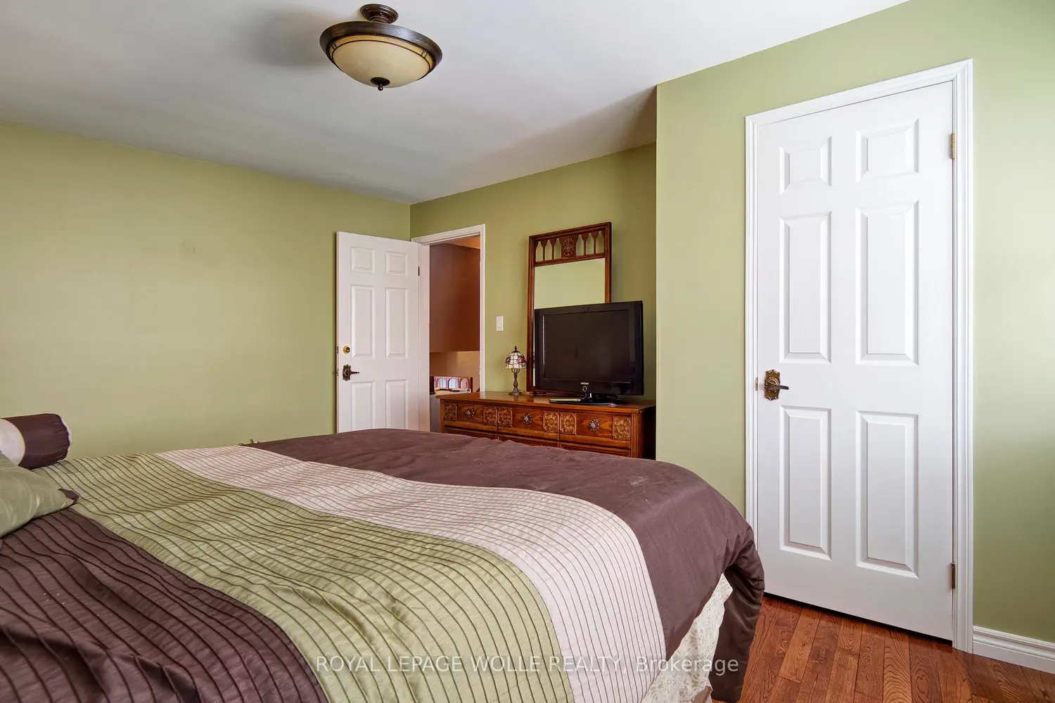 Additional image 3 of 108 Queensway Drive