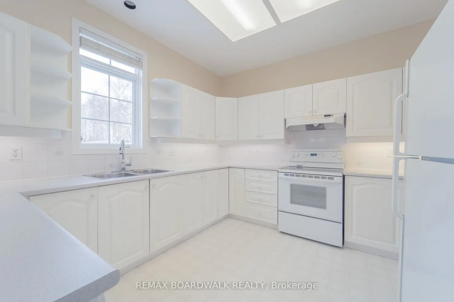 Additional image 5 of 57 Mattawa Crescent