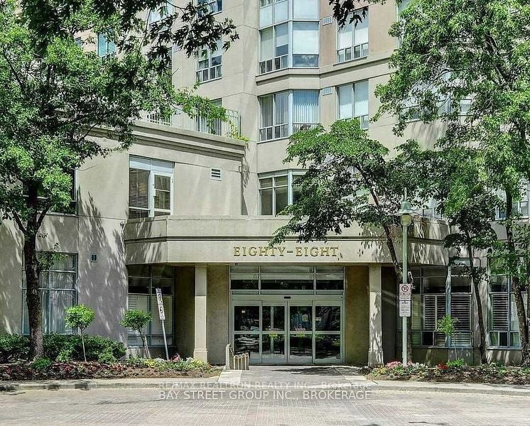 905A-88 Corporate Drive, Toronto, ON, M1H 3G6