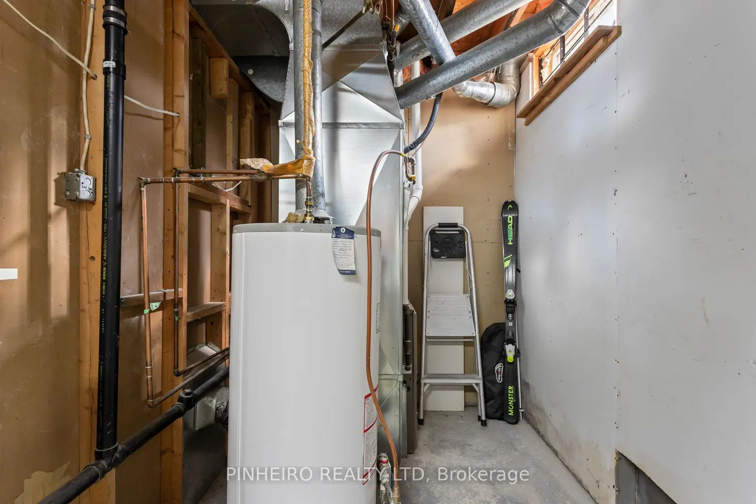 Additional image 11 of 266 Ardsley Crescent