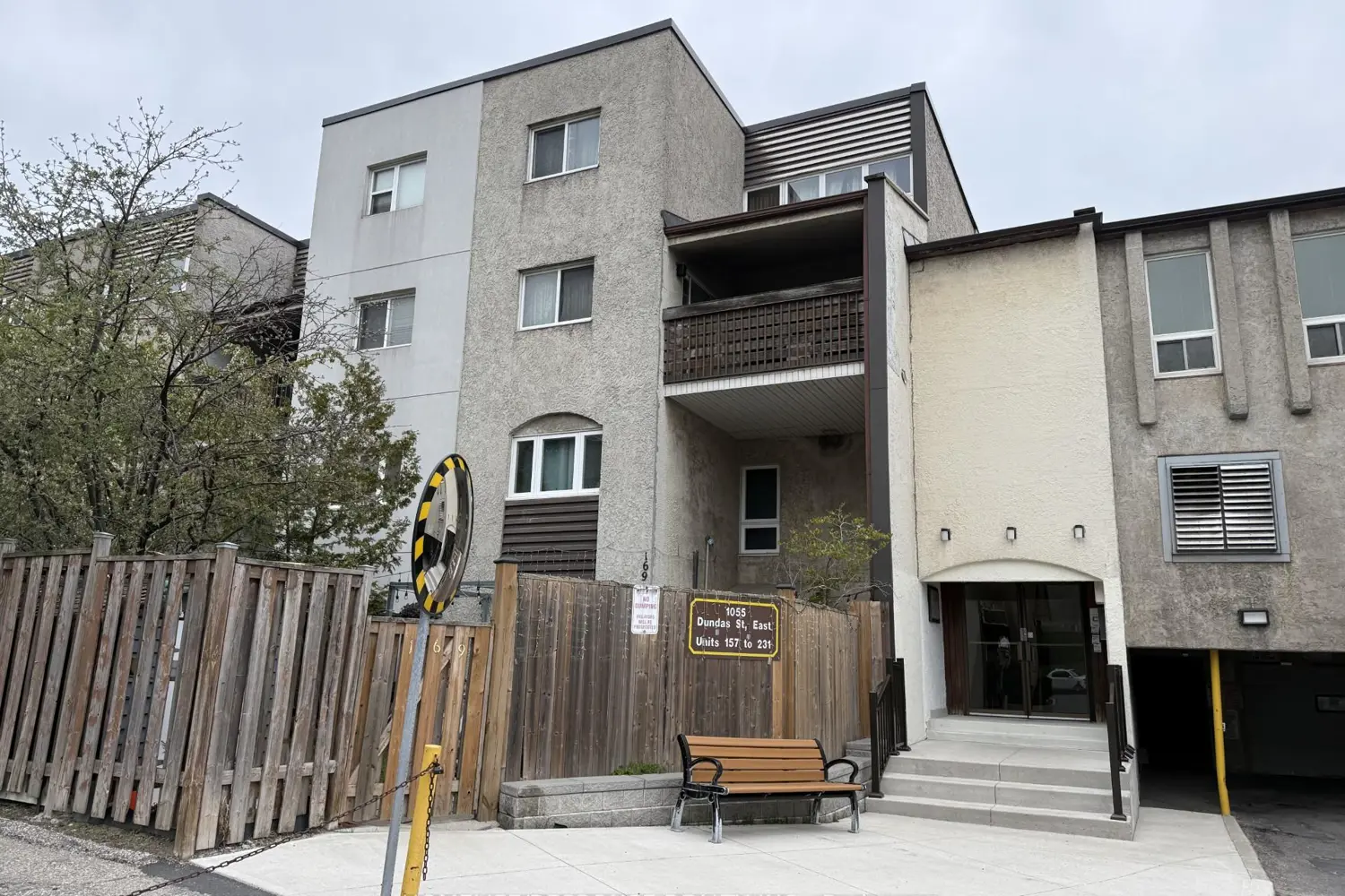 1055 Dundas Street 158