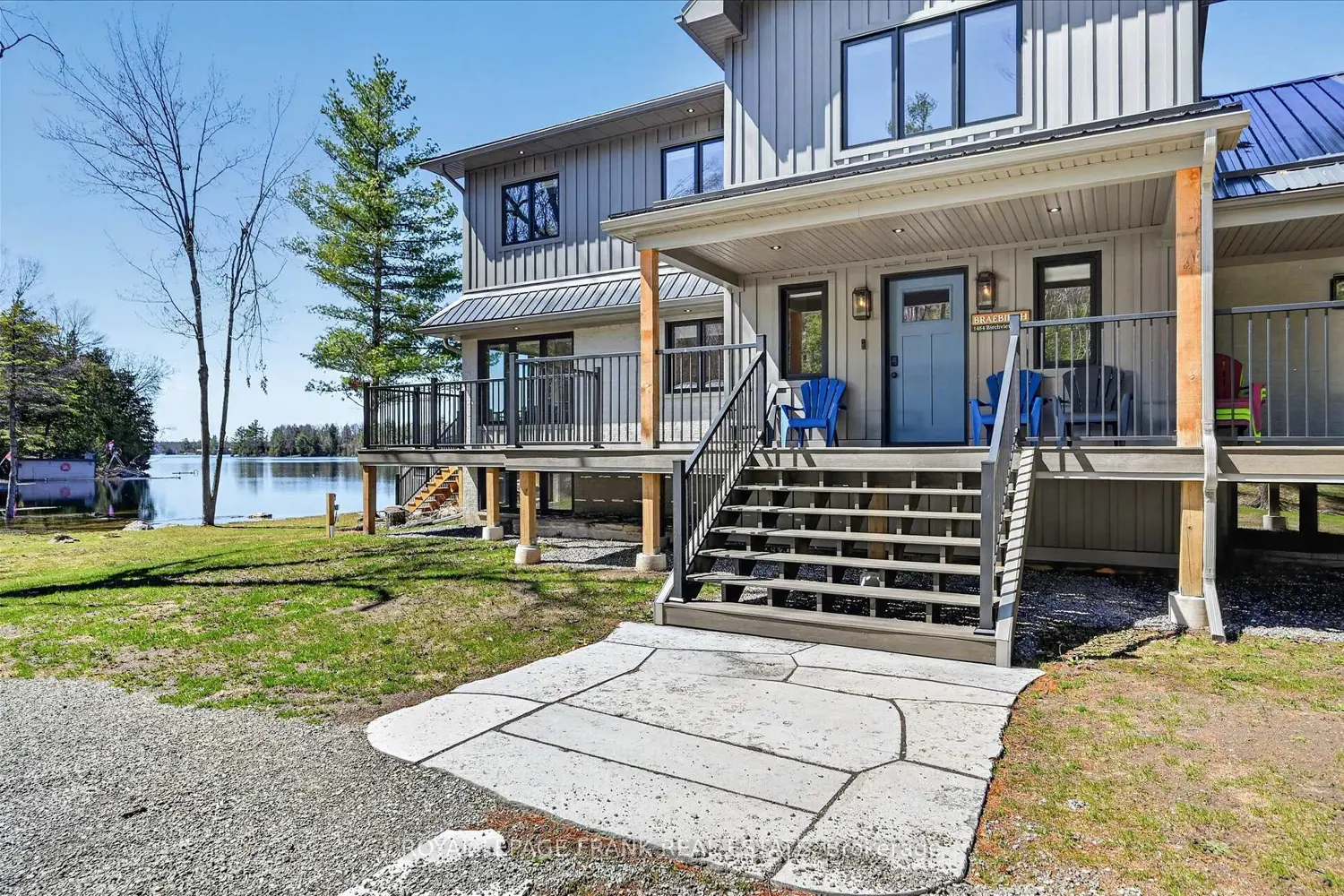 1484 Birchview Road photo 3
