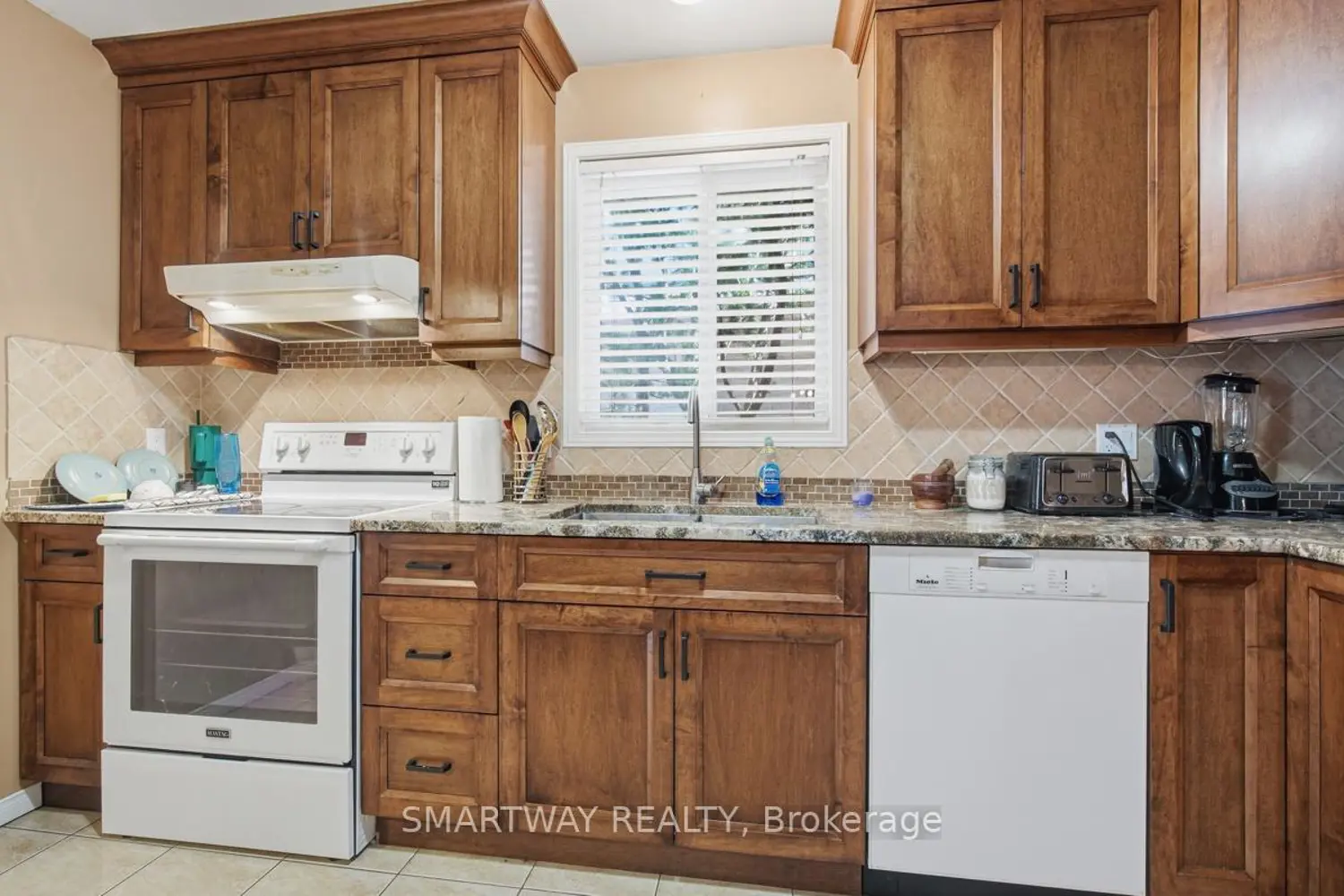 Additional image 5 of 646 Ridgeview Drive