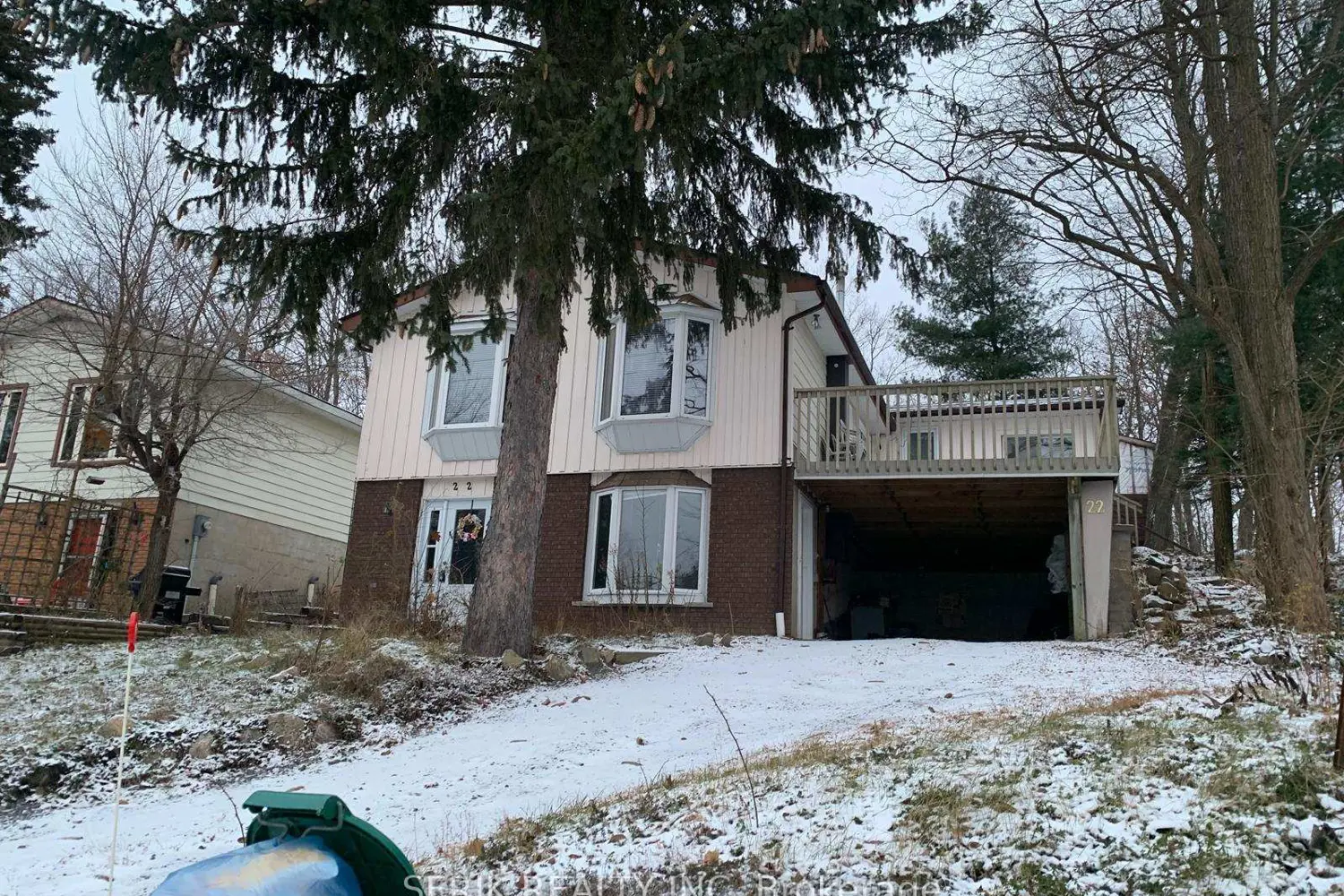 22 Cliff Avenue