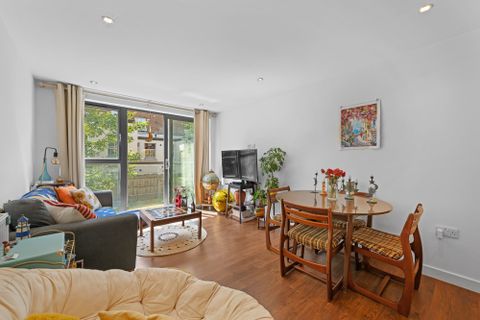 Glenville Grove, Regency Court Glenville Grove SE8