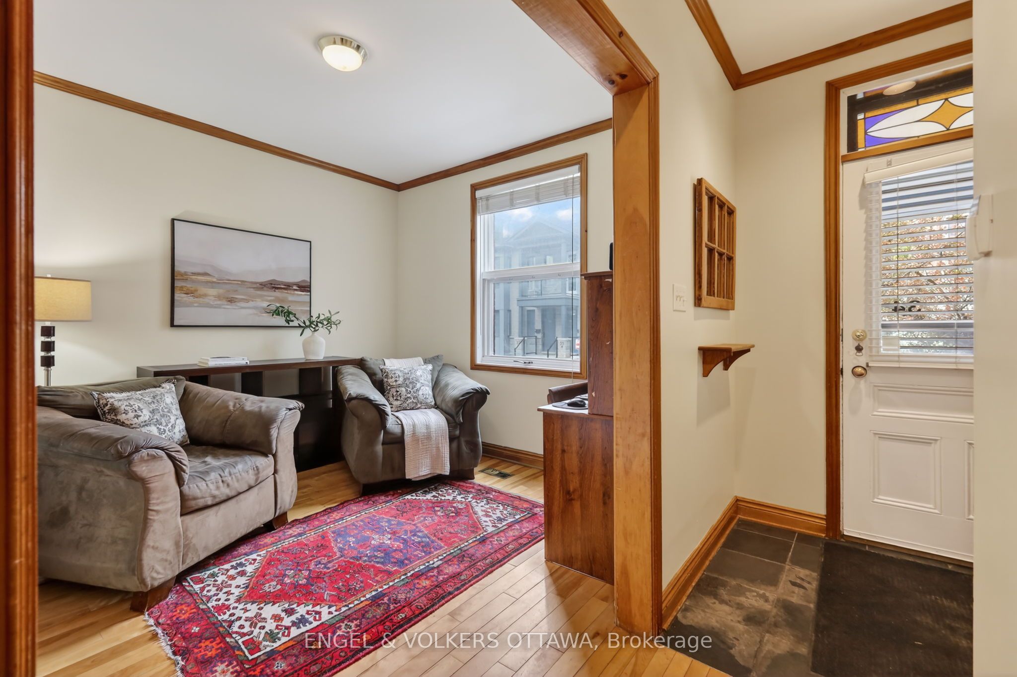 Additional image 3 of 34 Ella Street, Ottawa, ON, K1S 2S4