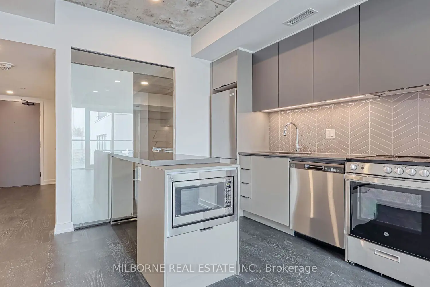 Additional image 14 of 57 Brock Avenue 210