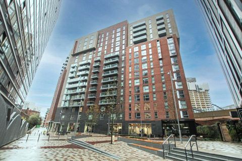 2 New Kings Head Yard, Salford M3, Property to rent