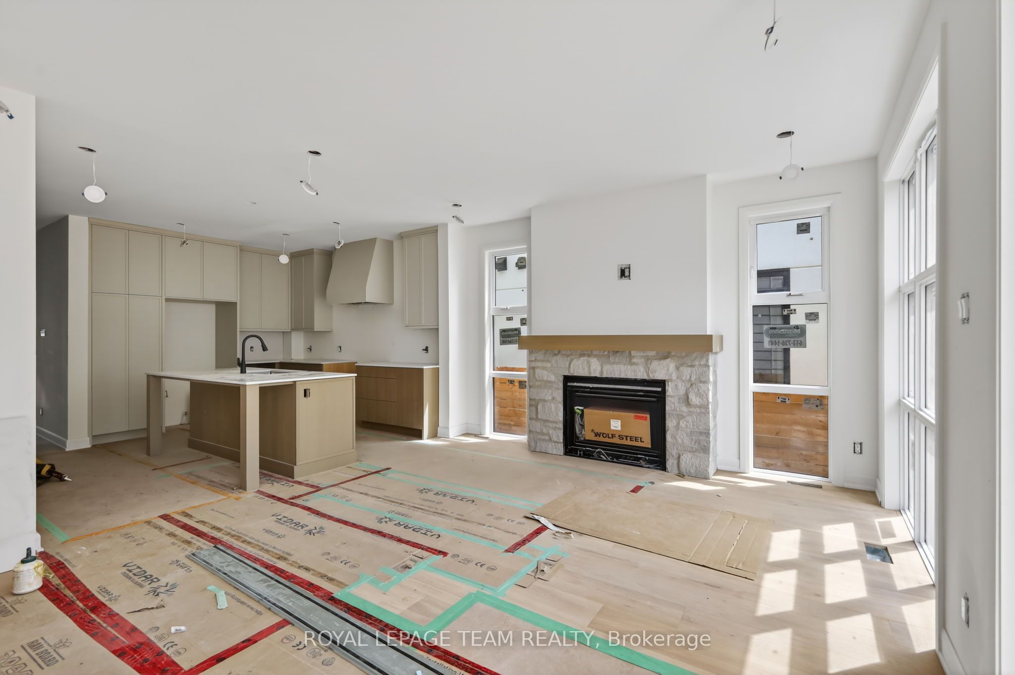 A-608 Tweedsmuir Avenue, Ottawa, ON, K1Z 5P3 photo 3