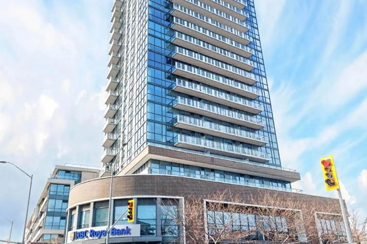 1 Hurontario Street 306