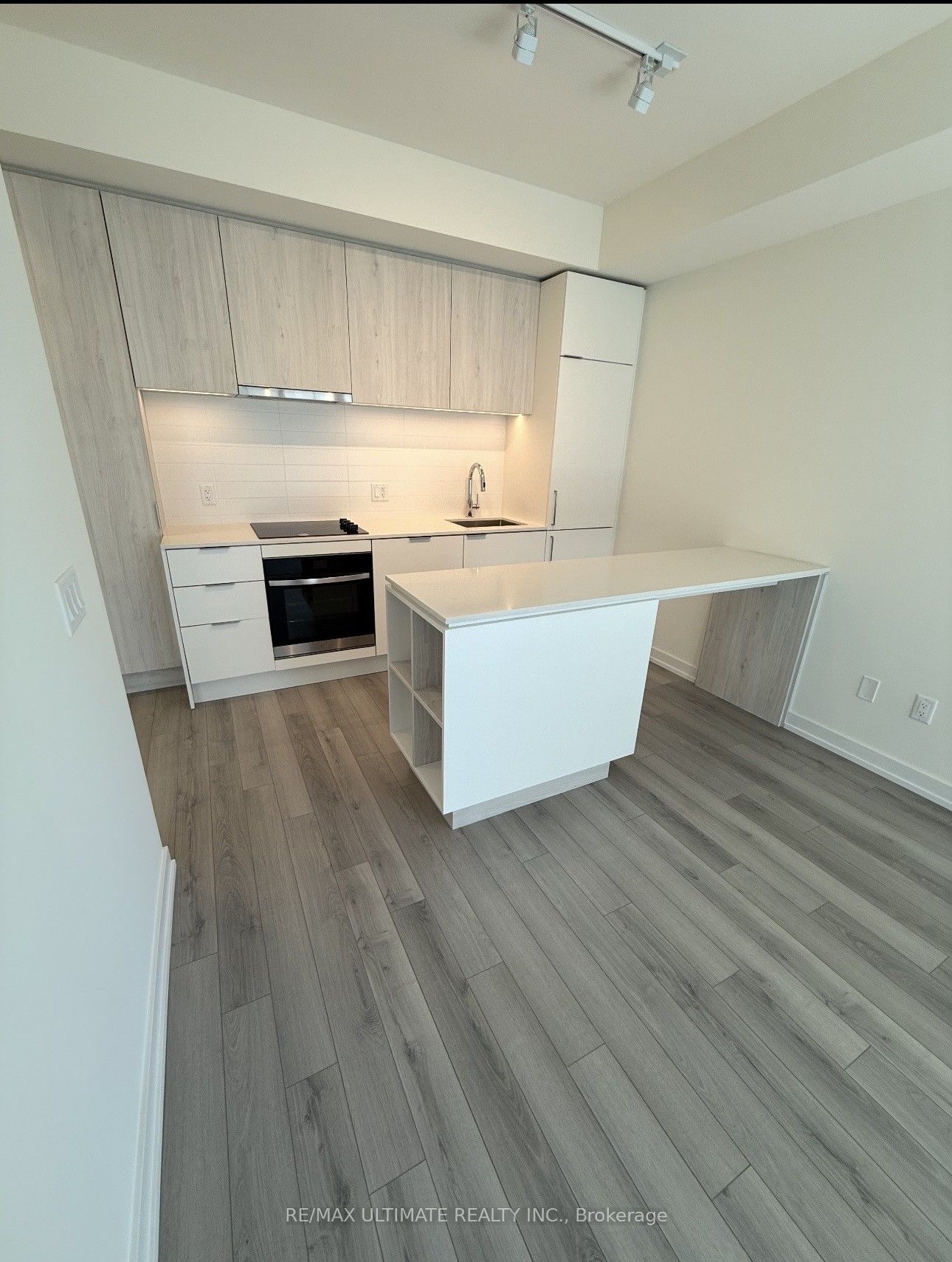 Additional image 3 of 2501-89 Church Street, Toronto, ON, M9N 1N4
