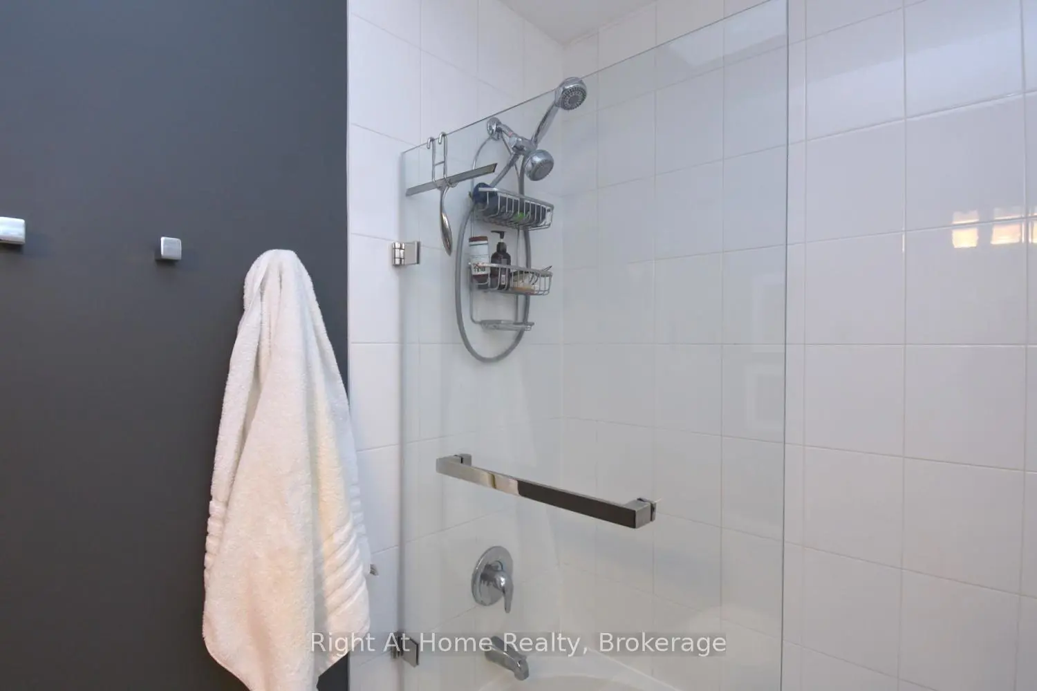 Additional image 14 of 2362 New Street 2