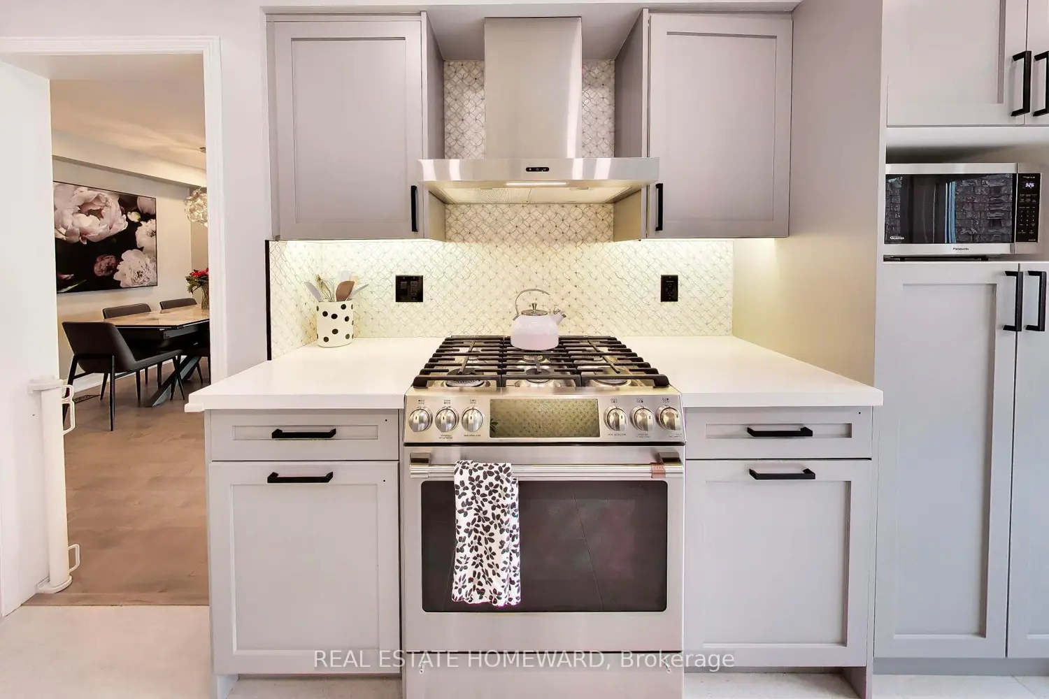 Additional image 7 of 3375 Fenwick Crescent