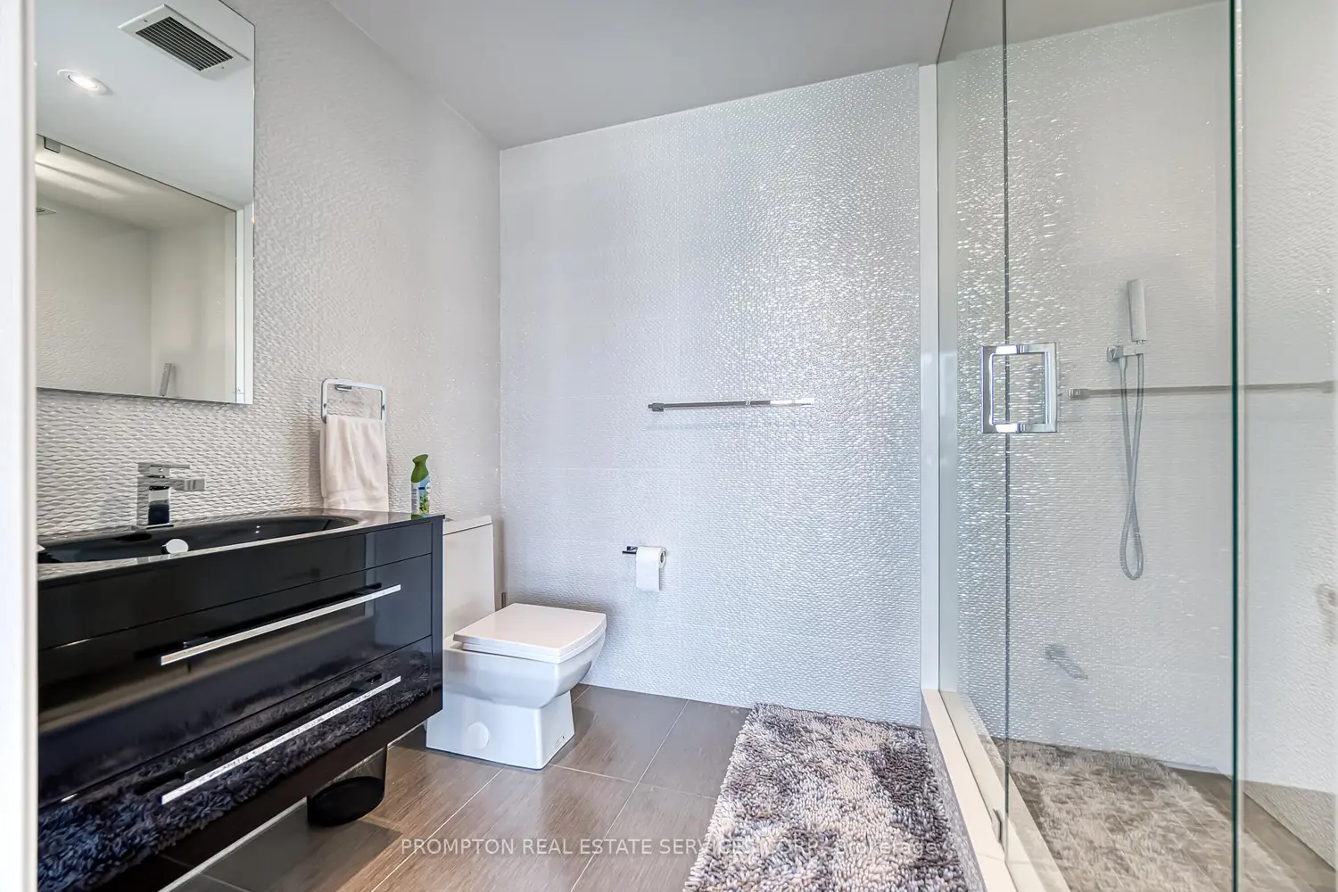 Additional image 17 of 220 George Street 1105