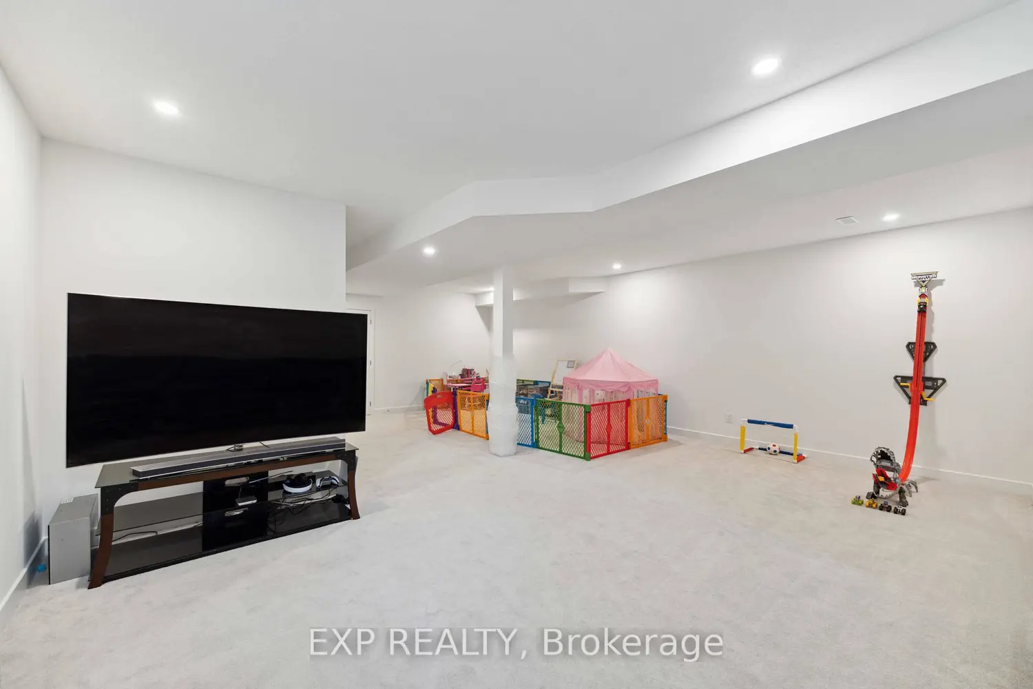 Additional image 18 of 748 Ovation Grove
