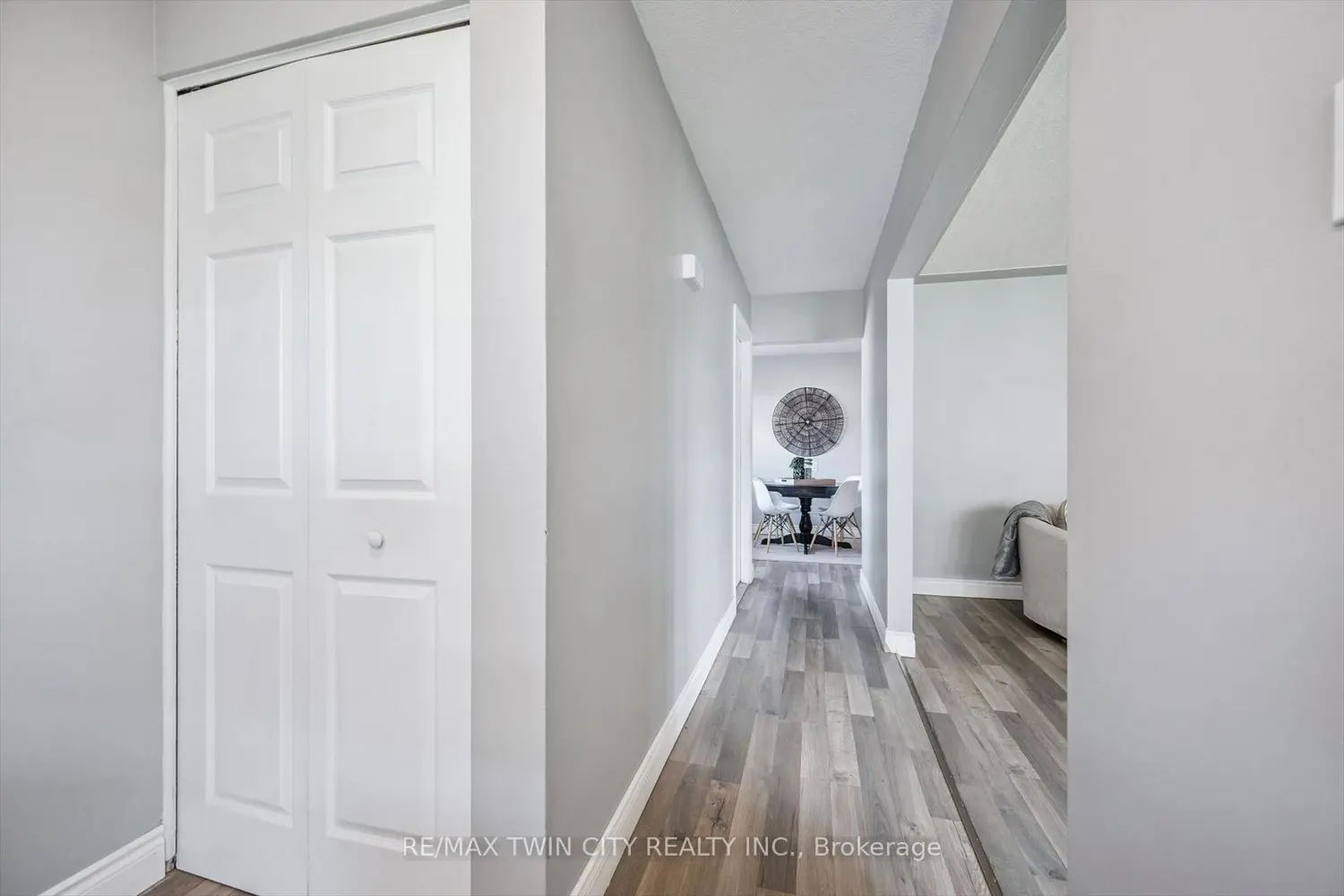 Additional image 3 of 27 Vicmount Drive