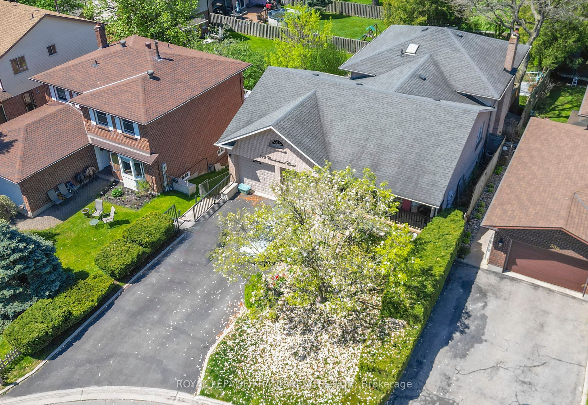 Additional image 2 of 312 Cumberland Court, Oshawa, ON, L1H 8E7