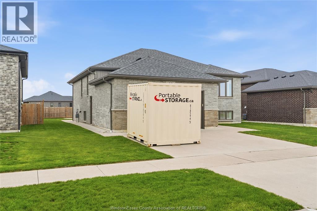 Additional image 3 of 98 Peter Avenue, Leamington, ON, N8H0E7