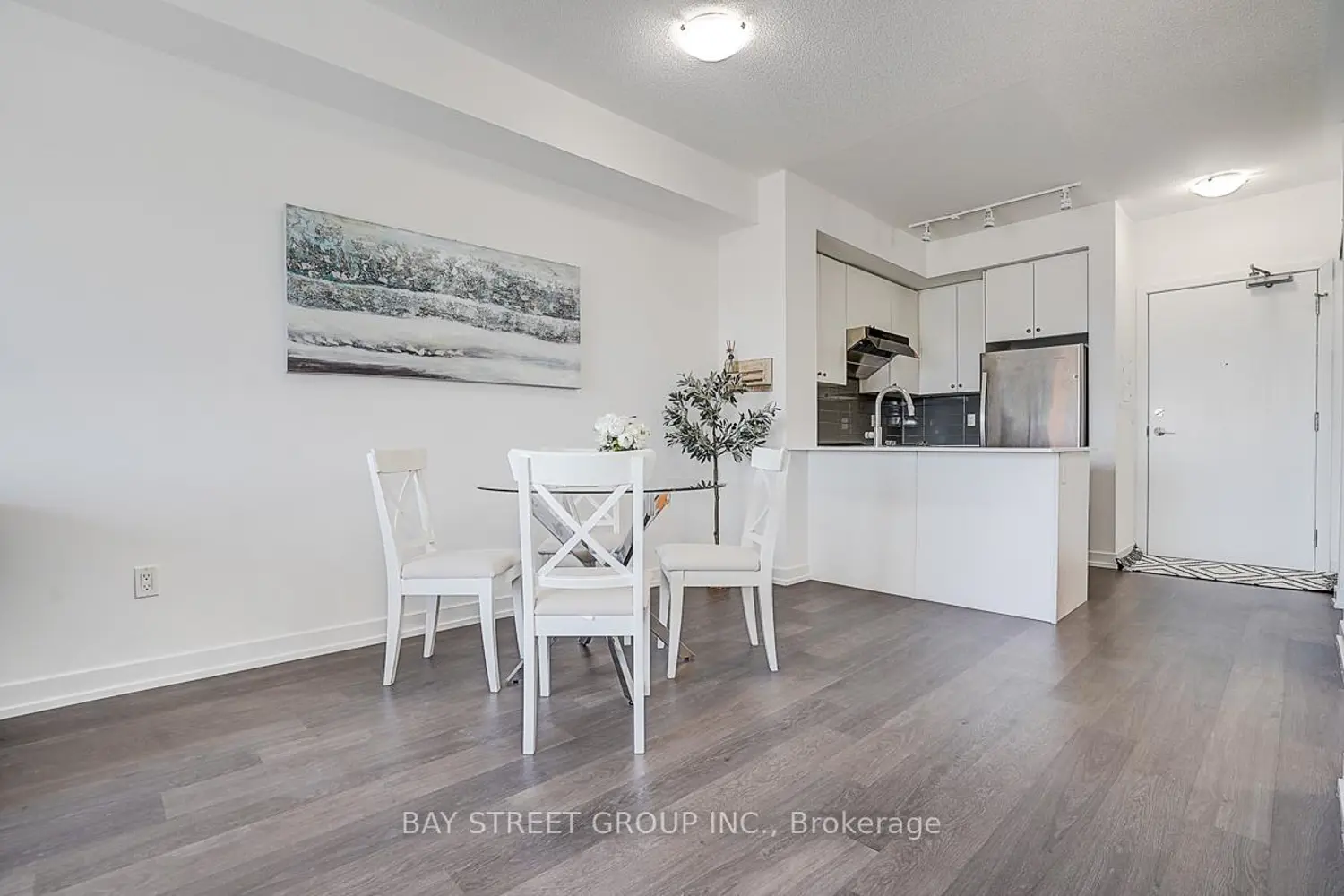 Additional image 8 of 555 William Graham Drive 348