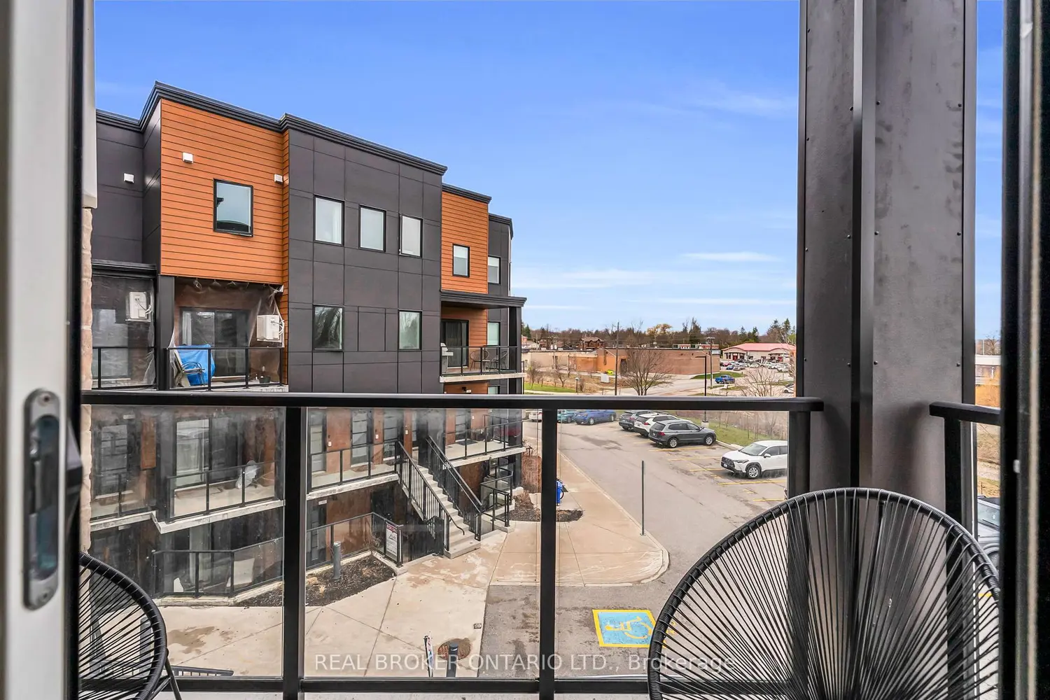 Additional image 16 of 17 Centre Street 311