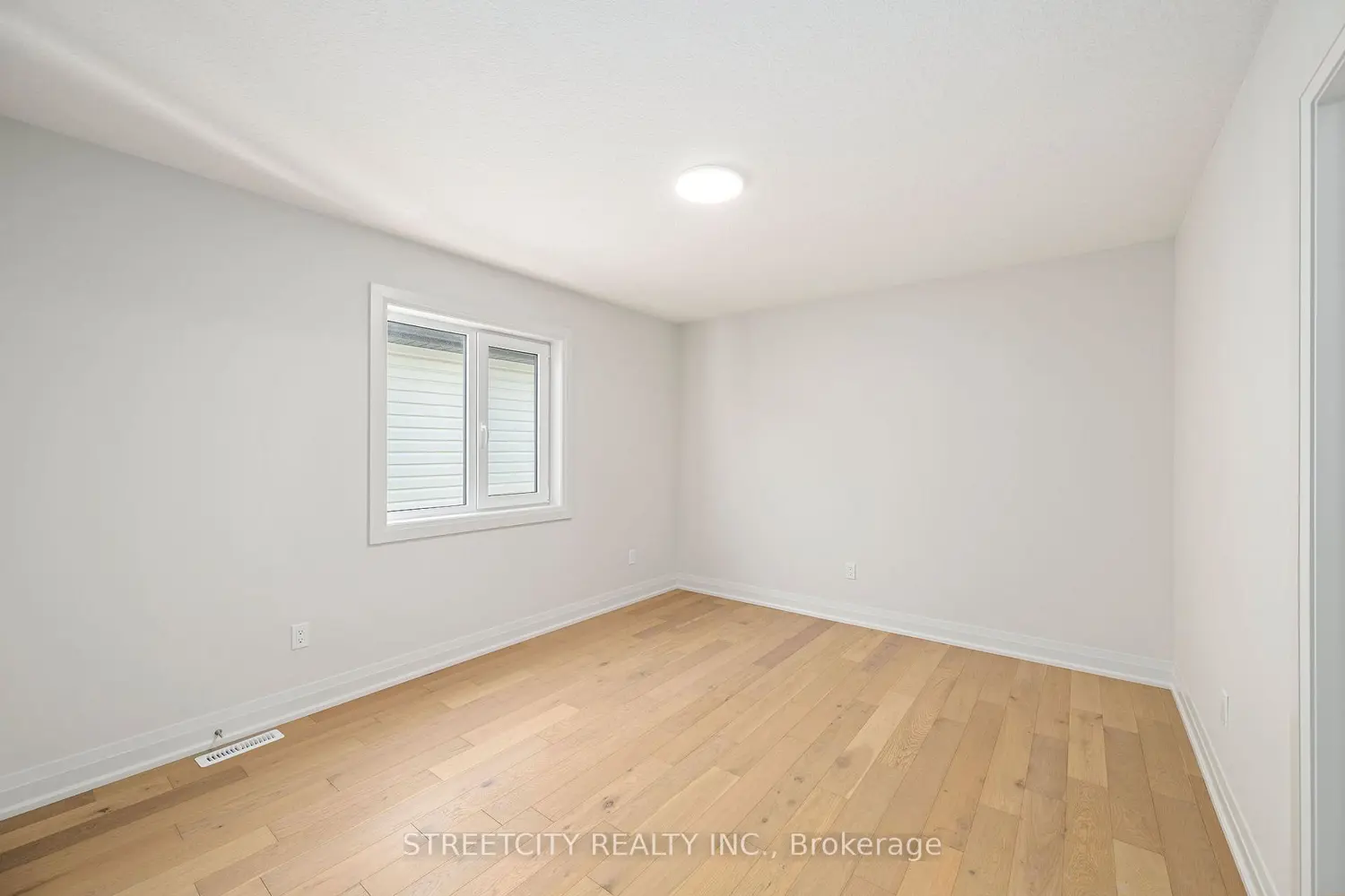 Additional image 13 of 337 Manhattan Drive