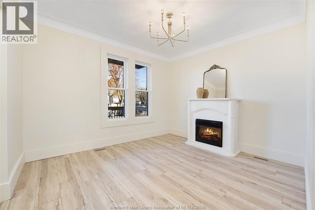 Additional image 6 of MAIN-785 Hall , Windsor, ON, N9A2L9