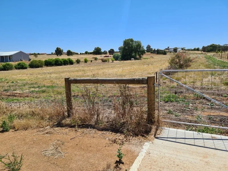 Additional image 8 of York WA 6302