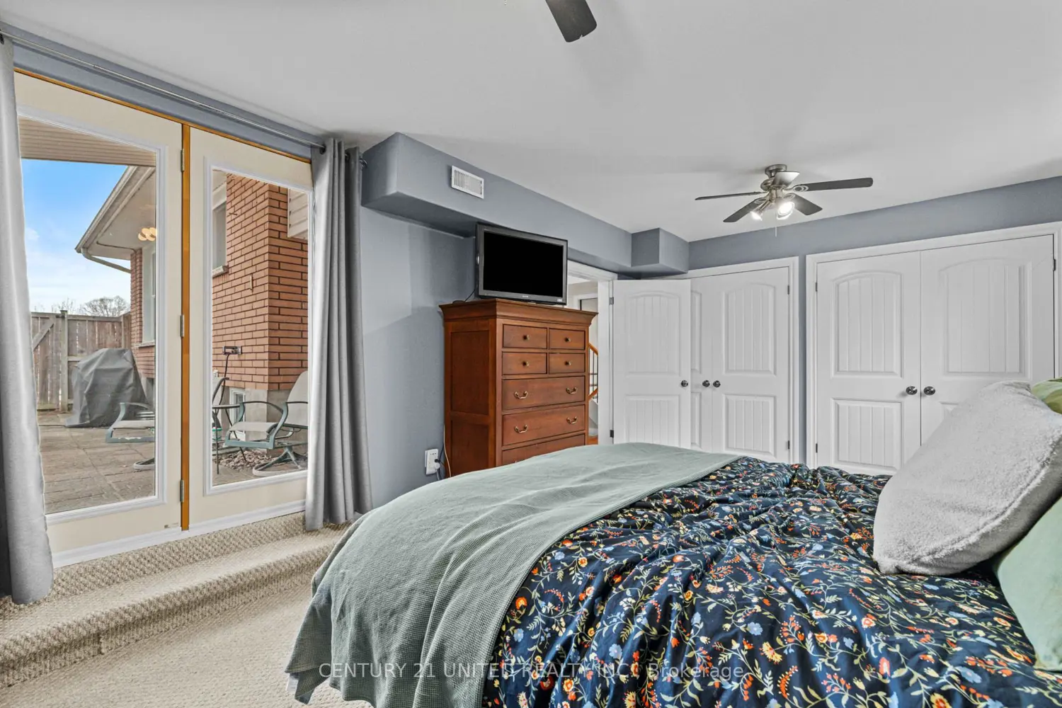1277 Olympus Avenue photo 5
